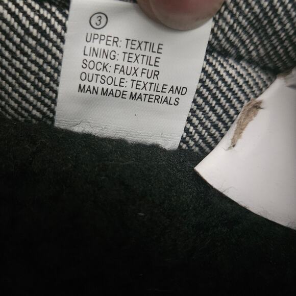 Cat & Jack Target black moccasins slippers kids size 3‎ new with tags - Picture 5 of 8